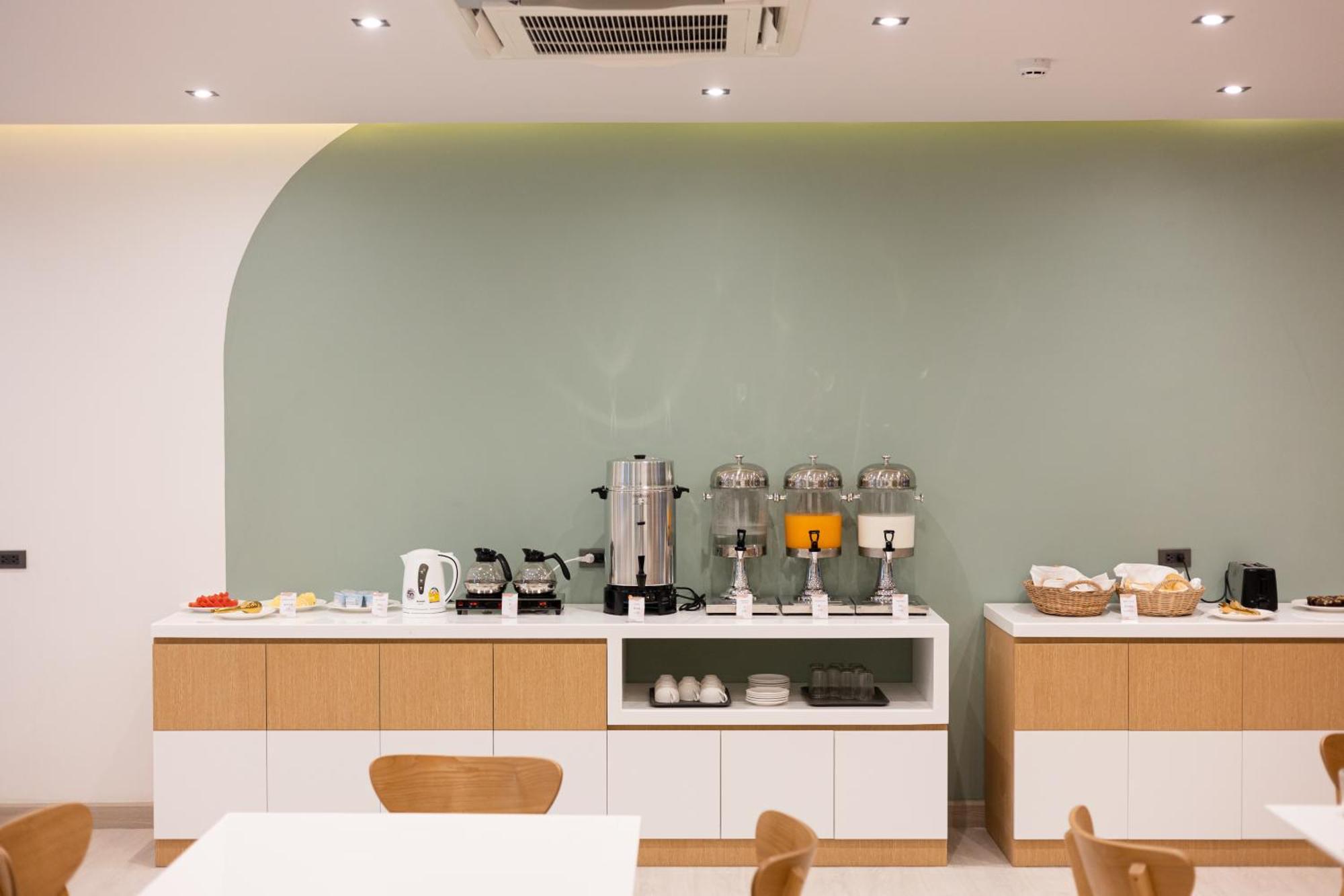 Pure Eleven Hotel Bangkok Makkasan Εξωτερικό φωτογραφία
